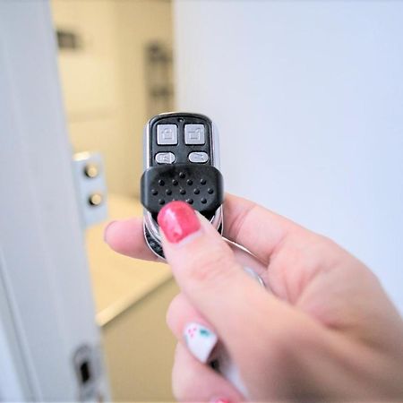 Coqueto Apartamento Nuevo En Pleno Centro De Algeciras Bb מראה חיצוני תמונה