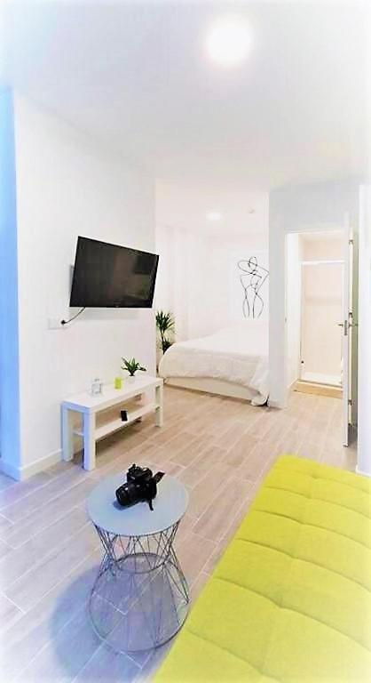 Coqueto Apartamento Nuevo En Pleno Centro De Algeciras Bb מראה חיצוני תמונה